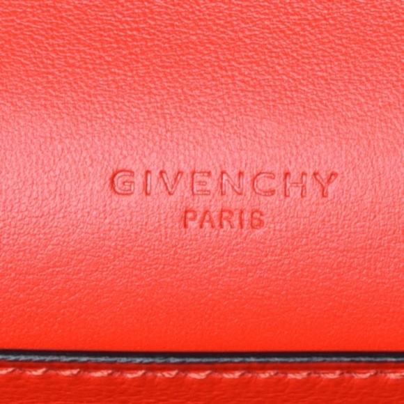 Givenchy envelope clutch / wallet on chain NWT - Picture 10 of 13